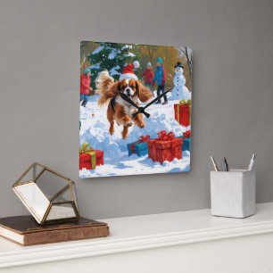 Reloj Cuadrado Cavalier King Charles Spaniel Nieve con Navidad 