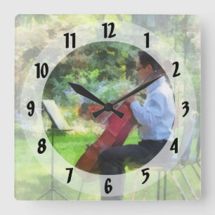 Reloj Cuadrado Celular en el Jardín