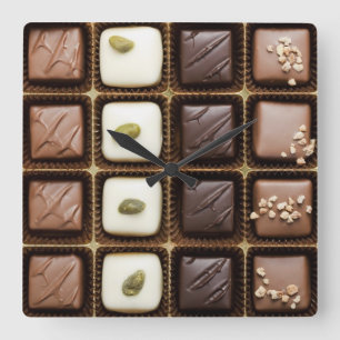 Reloj Cuadrado Chocolate de lujo hecho a mano en una caja
