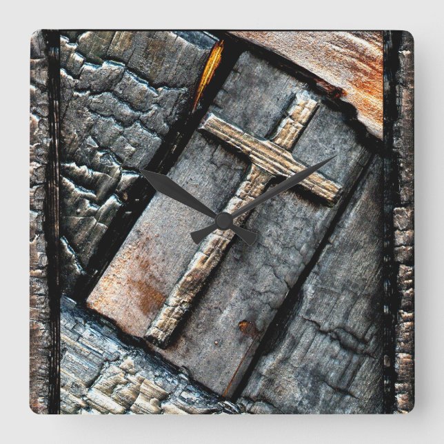 Reloj Cuadrado Cruz de Protección (Anverso)