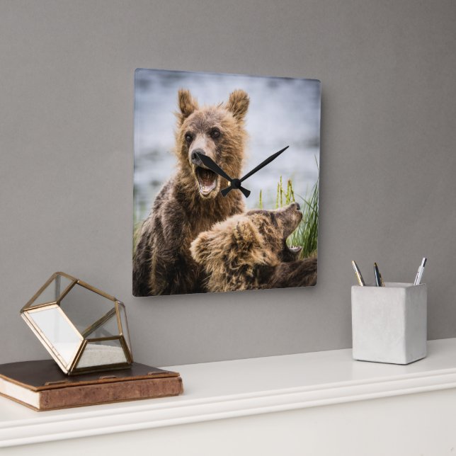 Reloj Cuadrado Cubos Grizzly Buscando Su Mamá (Oficina)