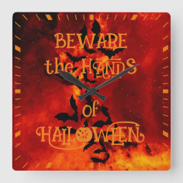 Reloj Cuadrado Cuidado con las manos de Halloween Bat Silhouette 