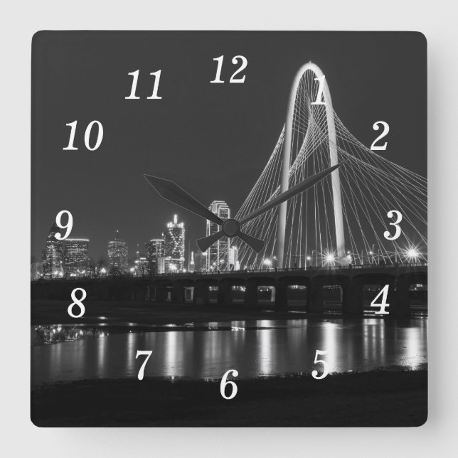 Reloj Cuadrado Dallas Bridge View Grayscale Wall Clock (Anverso)