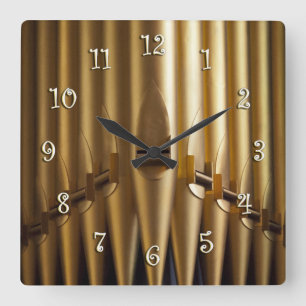 Reloj cuadrado de los tubos de órgano