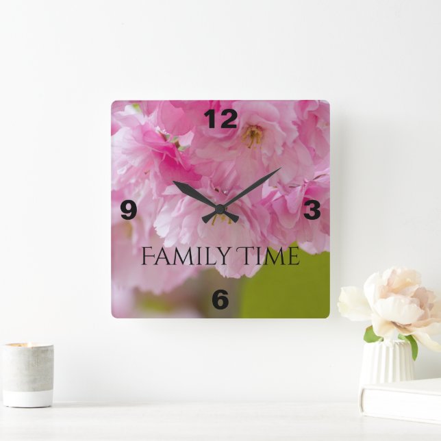 Reloj cuadrado de pared con hermosas flores rosada (Hogar)