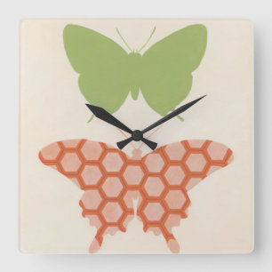 Reloj Cuadrado Decorative Butterfly Patterns on Cream Background