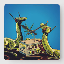 Reloj Cuadrado Dinosaurs listening to radio transmission - Clock
