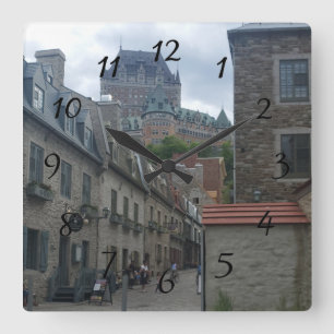 Reloj Cuadrado Distrito Histórico en la ciudad de Quebec