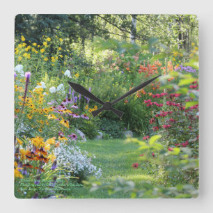 Reloj Cuadrado Donde tres jardines se encuentran