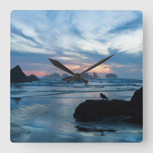 Reloj Cuadrado EE.UU., Oregón, Bandon Beach. Gaviota en roca