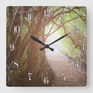 Reloj Cuadrado El bosque mágico por la mañana
