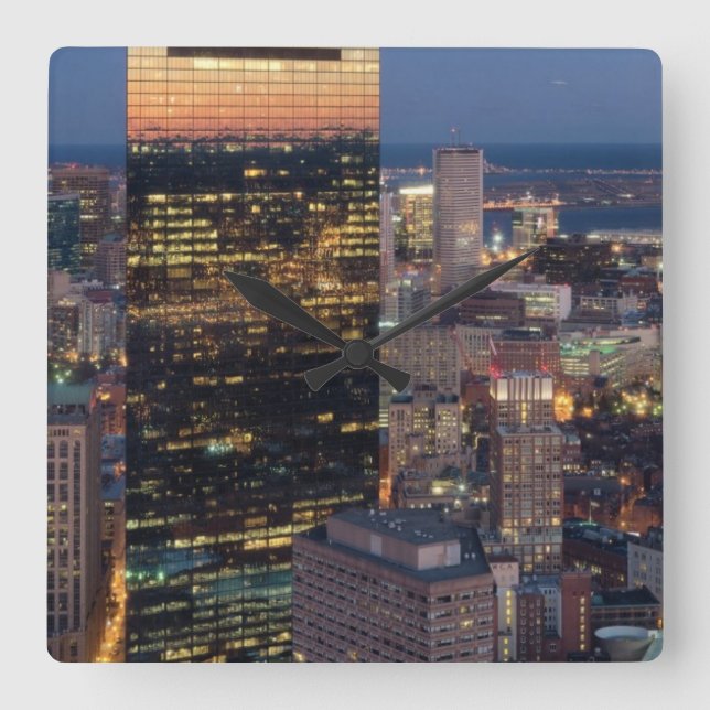 Reloj Cuadrado El edificio de Boston con la luz se arrastra en el (Anverso)