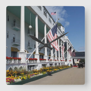 Reloj Cuadrado El Grand Hotel en la isla de Mackinac, Michigan