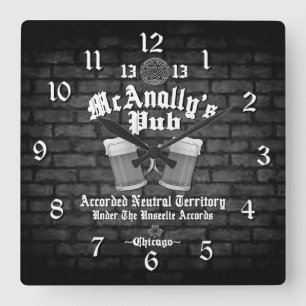 Reloj Cuadrado El logo blanco de McAnally 2