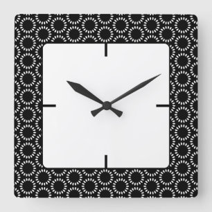 Reloj Cuadrado Elegante patrón de mandala de pétalos en blanco y
