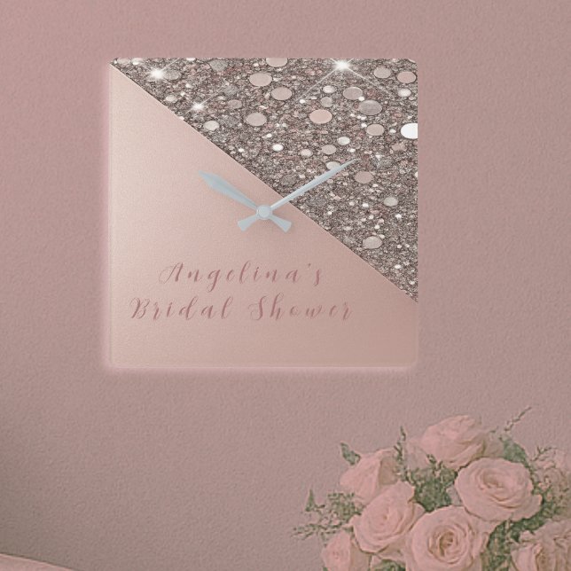 Reloj Cuadrado Elegante Rosa Dorada Bridal Shower (Bridal suite-ready clock adds a touch of glam to your wedding morning décor.)