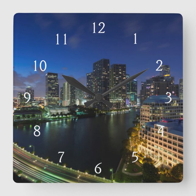 Reloj Cuadrado Elevated city skyline from Brickell Key (Anverso)