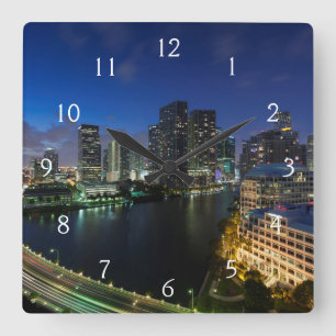 Reloj Cuadrado Elevated city skyline from Brickell Key