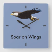 "Elévese en las alas" Eagle en vuelo