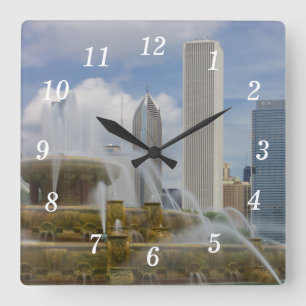 Reloj Cuadrado En Buckingham Fountain Wall Clock