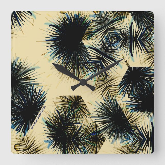 Reloj Cuadrado En la tonalidad de color beige (Anverso)