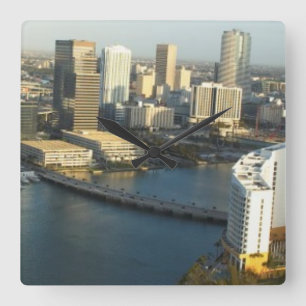 Reloj Cuadrado En marzo de 2006.