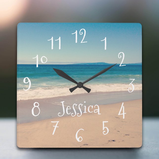 Reloj Cuadrado Escenario personalizado de la playa costera de Aqu (Personalized Aqua Seaside Beach Scene Square Wall Clock)
