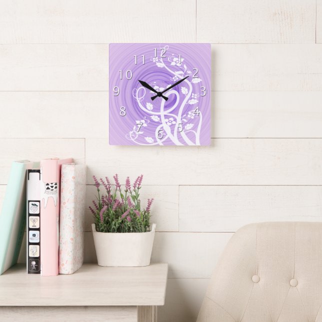 Reloj Cuadrado Espirales de pasto morado, flores y filigrí (Sala de lectura)