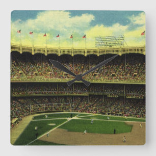 Reloj Cuadrado Estadio de béisbol de deportes vintage con multitu