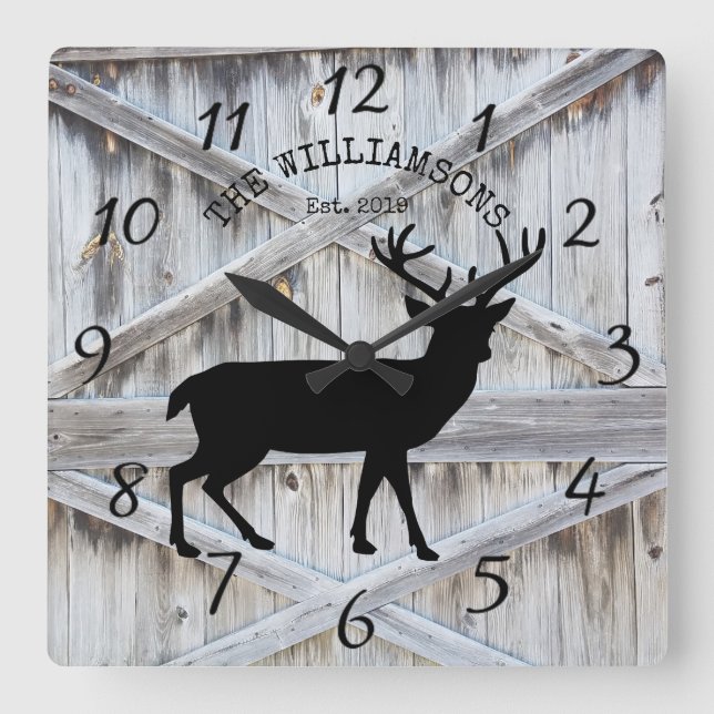 Reloj Cuadrado Familia Rusa Nombre Cabina de Madera Deer Buck Gra (Anverso)