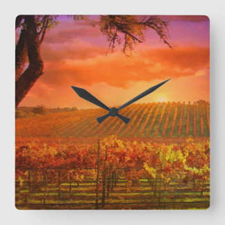 Reloj Cuadrado Fantasy Vineyard Clock