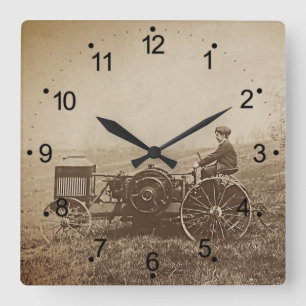 Reloj Cuadrado Farm Boy & Antiguo Tractor Brown