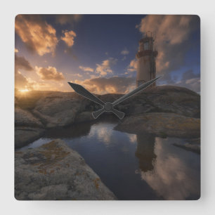 Reloj Cuadrado Faro el   Galicia, España de Muxia