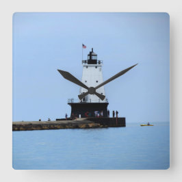 Reloj Cuadrado Faro Municipal de Ludington