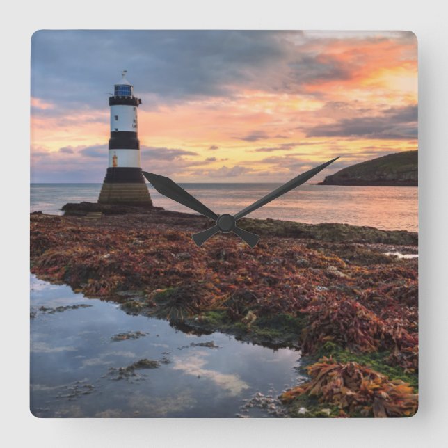 Reloj Cuadrado Faro Penmon Sunrise | Isla Puffin (Anverso)