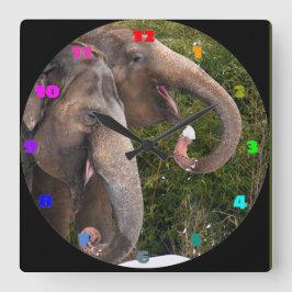 Reloj Cuadrado Felices sonrientes adorables elefantes jugando en 