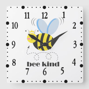 Reloj Cuadrado Feliz princesa de abejas con corona y lema Bee Kin