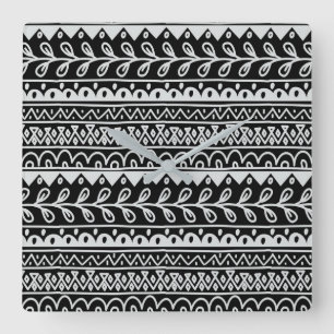 Reloj Cuadrado Filas de patrones de garabatos en negro y blanco