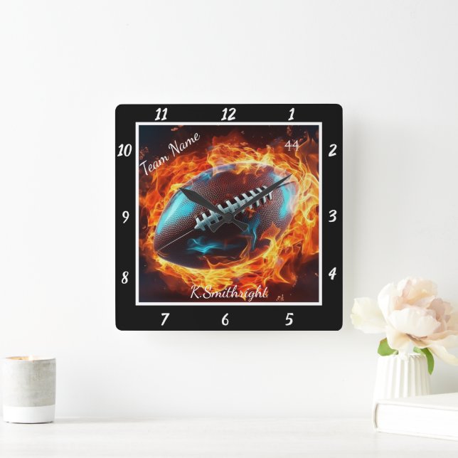 Reloj Cuadrado Flaming Football Sports Team  (Hogar)