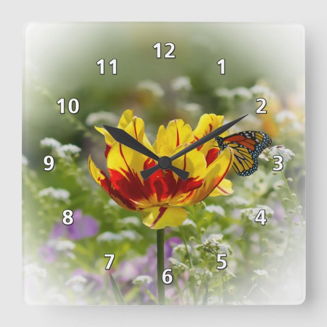 Reloj Cuadrado Flor de tulipán y mariposa monarca (Anverso)