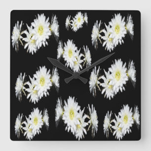 Reloj Cuadrado Flores De Medianoche: Cactus Blancos Flores En Neg