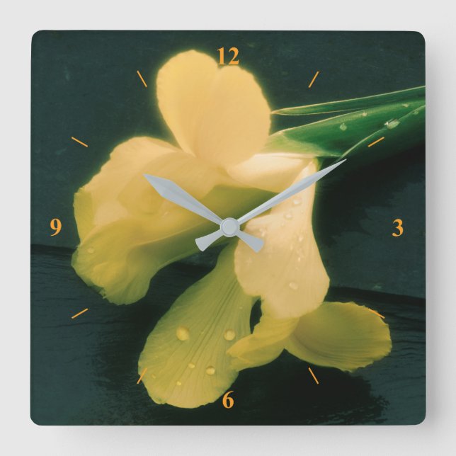 Reloj Cuadrado Flores en pizarra, versión 2 (Anverso)