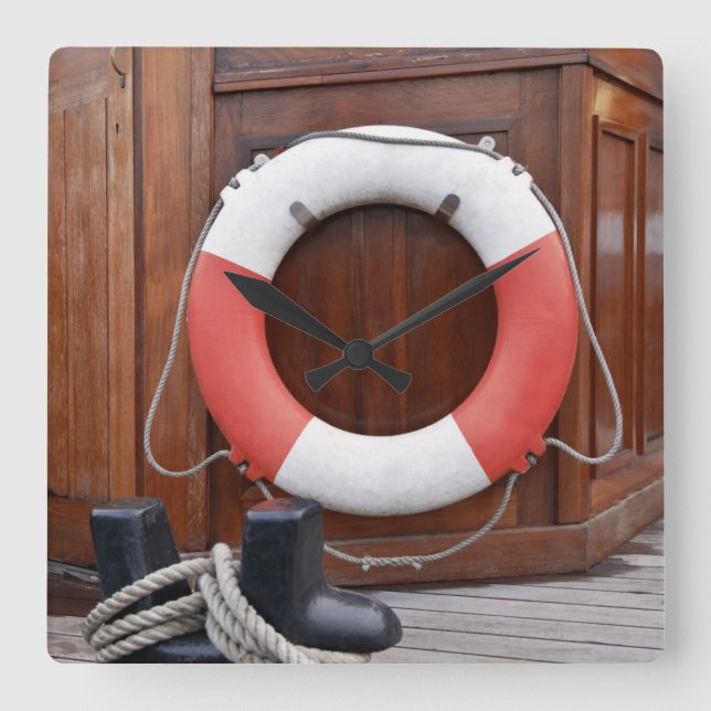 Reloj Cuadrado Flotador de las naves (Anverso)