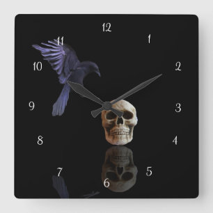 Reloj Cuadrado Flying Raven o Crow Land on Skull Gothic