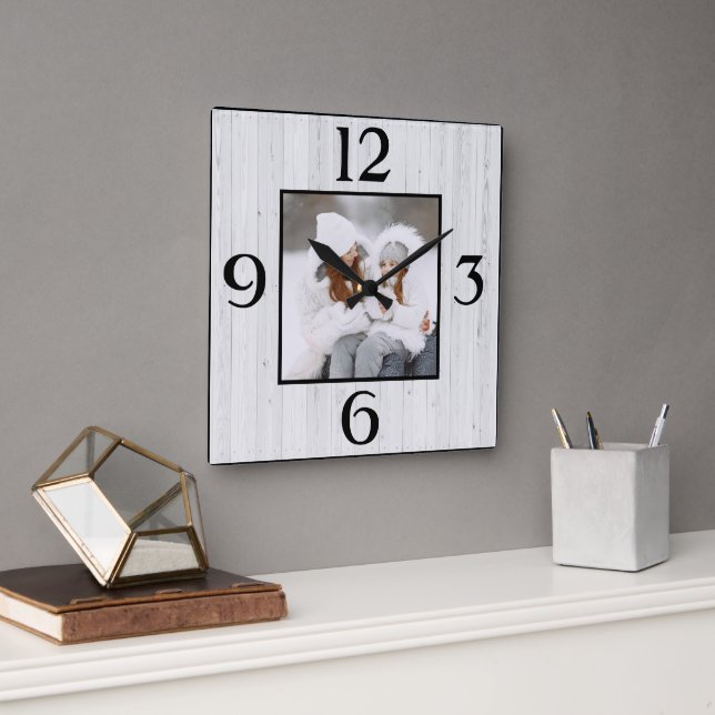 Reloj Cuadrado Foto de Rustic Farmhouse Personalizado (Oficina)