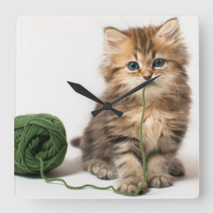 Reloj Cuadrado Gatito con hilado verde
