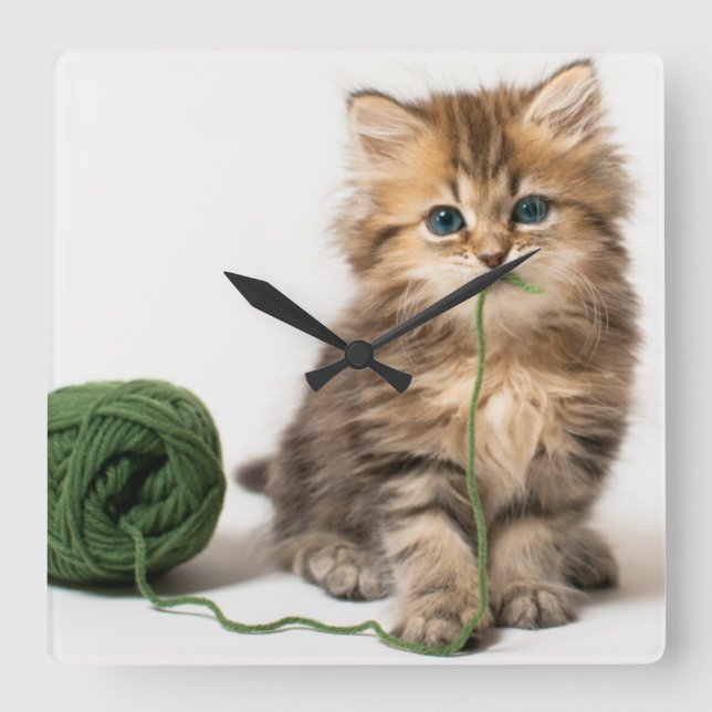 Reloj Cuadrado Gatito con hilado verde (Anverso)