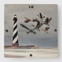 GEESE EN CAPE HATTERAS LIGHTHOUSE