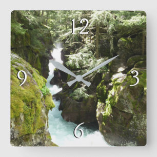 Reloj Cuadrado Gorge II de Avalanche en el Parque Nacional Glacia