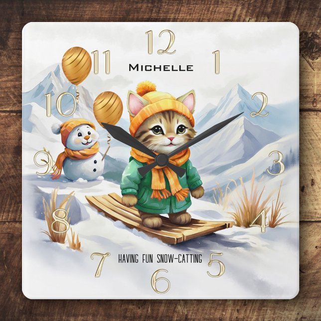 Reloj Cuadrado Gracioso Gato Snowboarding Niños Invierno (Winter wall clock for children, featuring a funny painting of a cute kitty cat on a snowboard.)